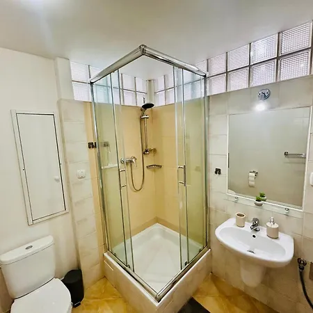 Sunny Vojenska - Old Town Apartman Kassa