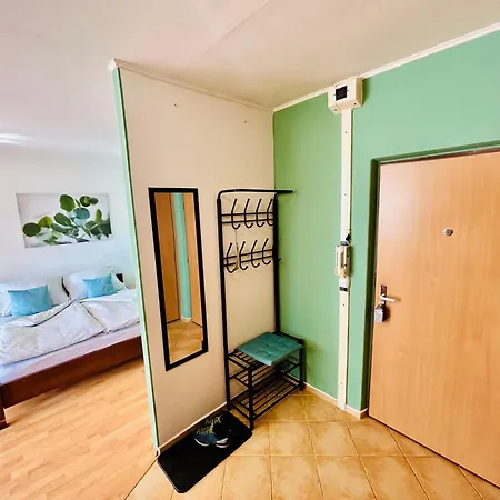 Daire Sunny Vojenska - Old Town